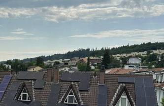 Reihenfamilienhaus, jeweils in Port, 10,5 kWp